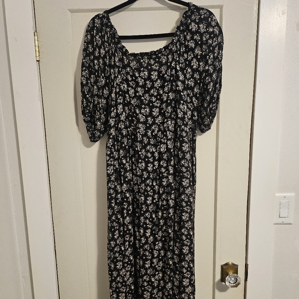 Neuflora Dress